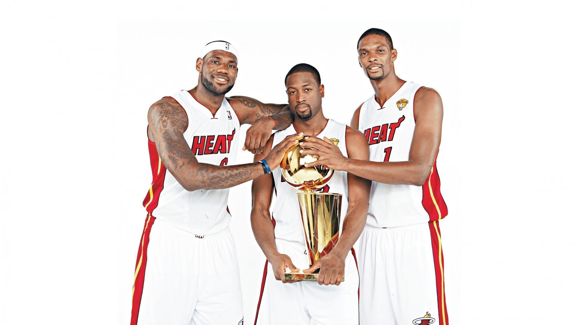 曼城主帅放话：亚洲杯八强战必胜达拉斯独行侠，利拉德冷笑回应